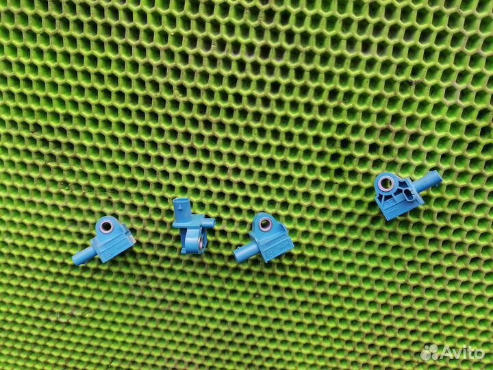 Датчик удара на Audi Q3 2012-2018