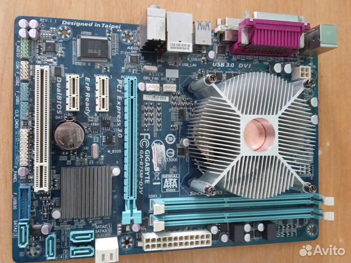 Материнская плата с процессором без памяти