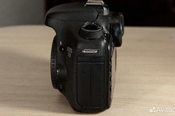 Фотокамера Canon EOS 7D