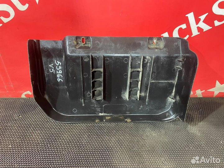 Крышка ящика акб нижняя Volvo FH, Volvo FM