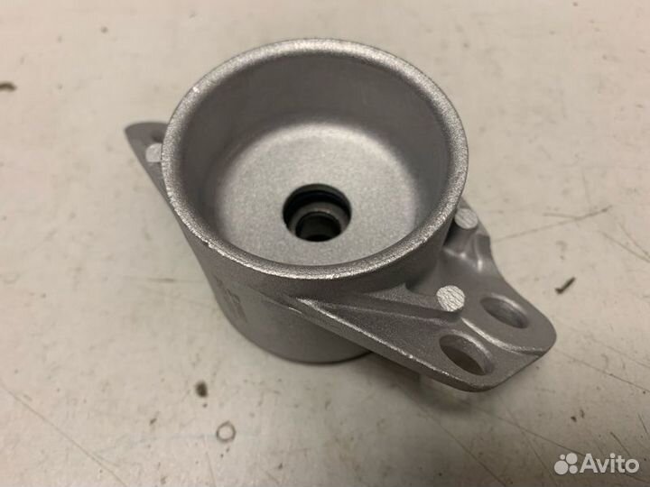 Опора амортизатора заднего Volkswagen Golf Iv/Bora