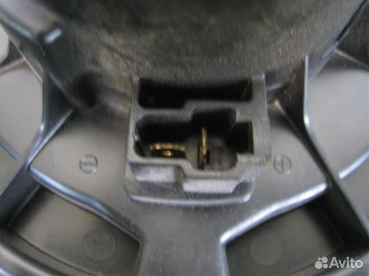 Моторчик печки Toyota Avensis T25 2003