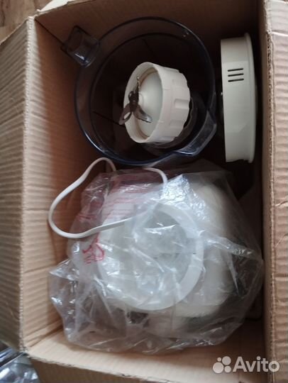 Блендер Philips ProBlend 4