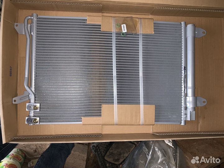 Радиатор кондиционера jetta 6