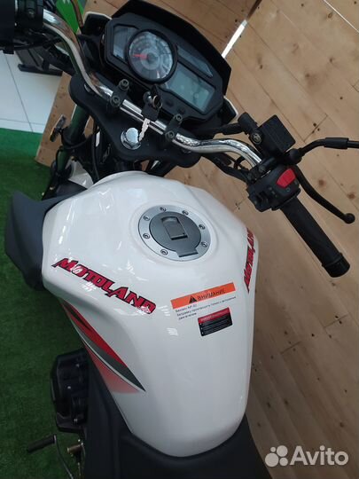 Мотоцикл дорожный Motoland flash 200 c птс