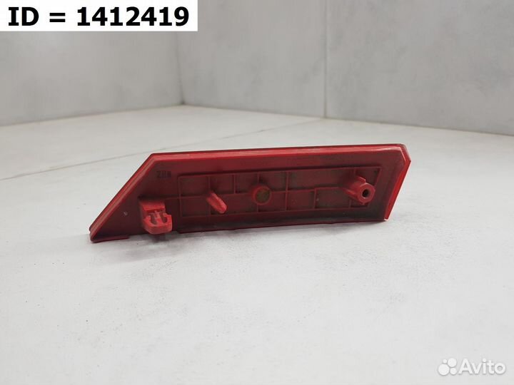 Светоотражатель катафот заднего бампера левый Hyun