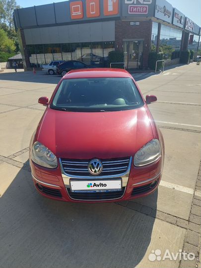 Volkswagen Jetta 1.6 AT, 2009, 100 000 км