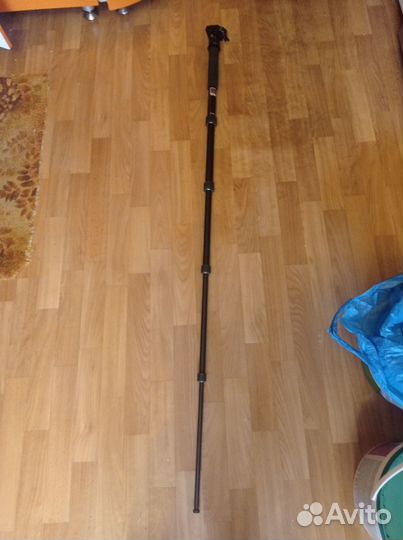 Продам монопод benro