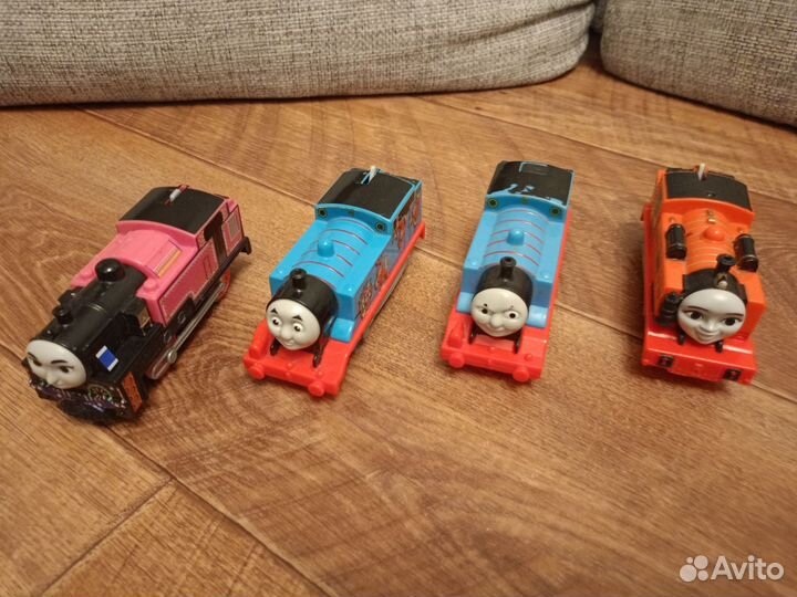 Паровозик томас на батарейках