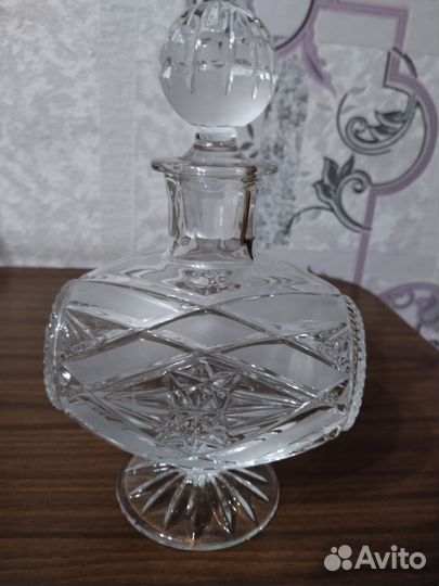 Графин хрустальный