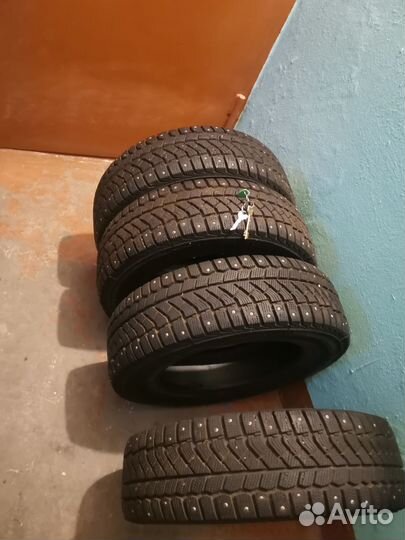 Viatti Bosco Nordico V-523 195/65 R15