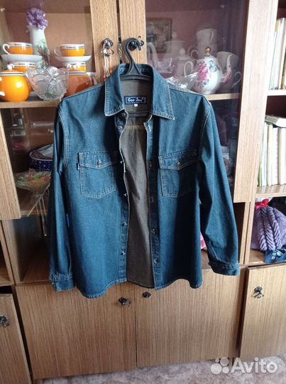 Джинсовая рубашка