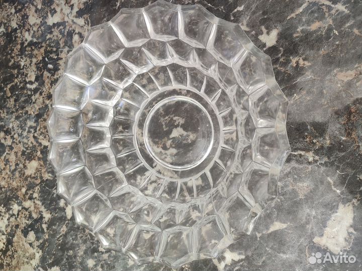 Алюминиевые и эмаль подносы, супница СССР