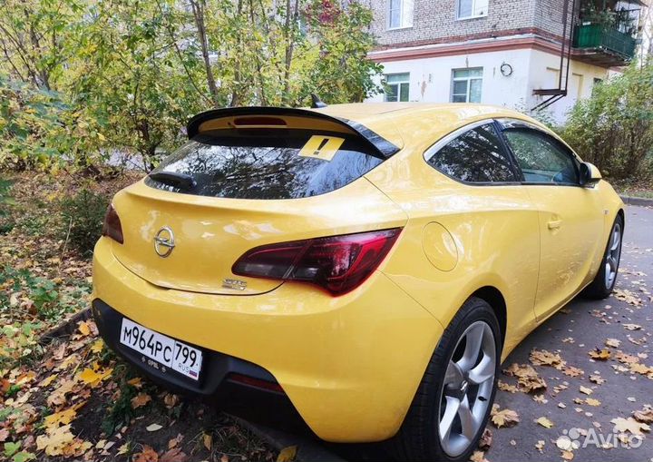 Спойлер DuckTail Opel Astra J GTC