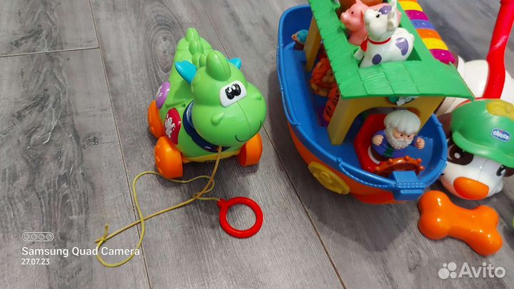 Развивающие игрушки 9-12 мес chicco, kiddieland