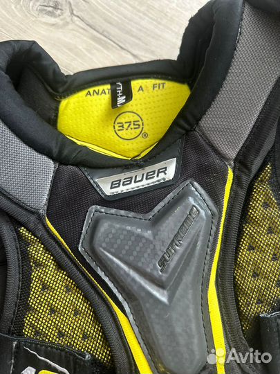 Нагрудник хоккейный bauer supreme