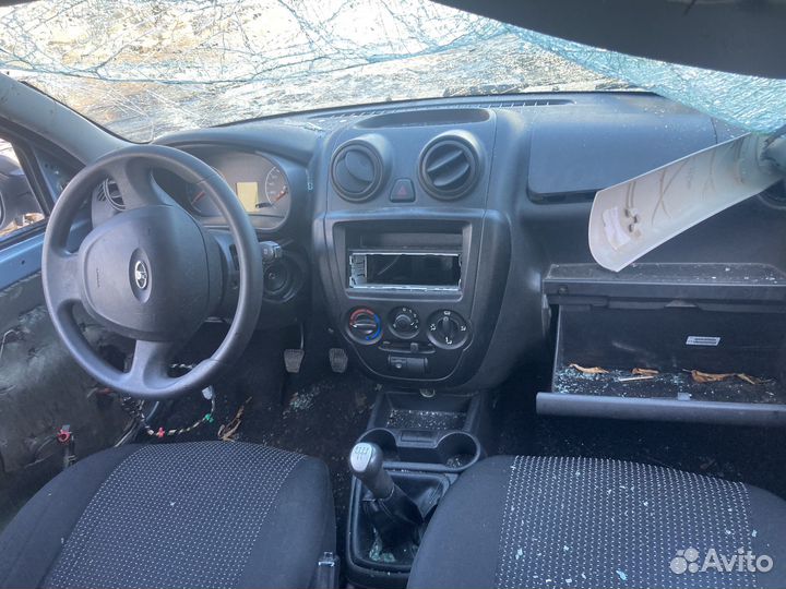 Салон LADA granta по частям