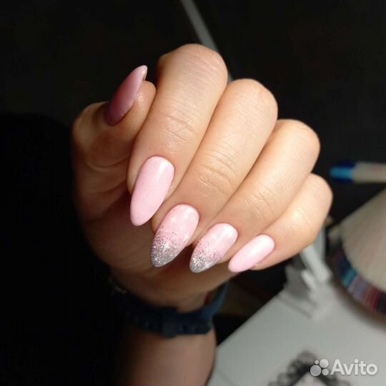 Маникюр, педикюр, брови