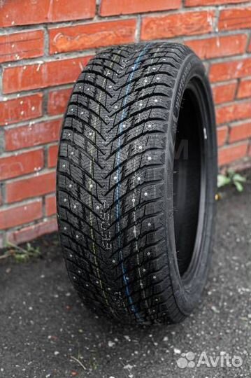 Zmax Winternova Stud II 275/45 R21 110T