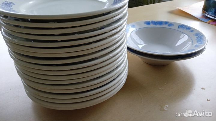 Посуда набор тарелок