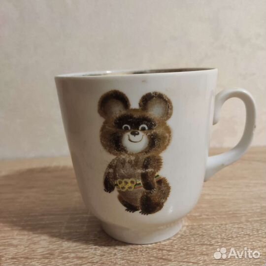 Коллекционная чайная чашка 1978 г