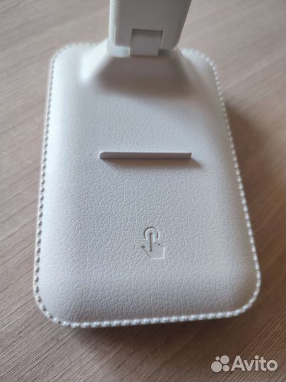 Настольная лампа