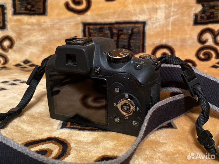 Цифровой фотоаппарат Fujifilm