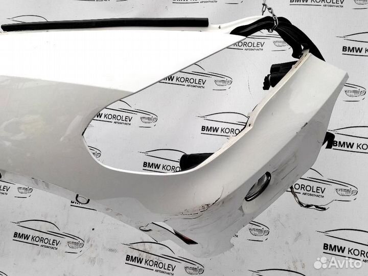 Крыло переднее правое (белое) USA BMW X5E70