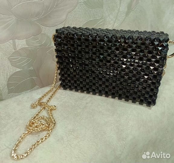 Сумка из бусин ручной работы