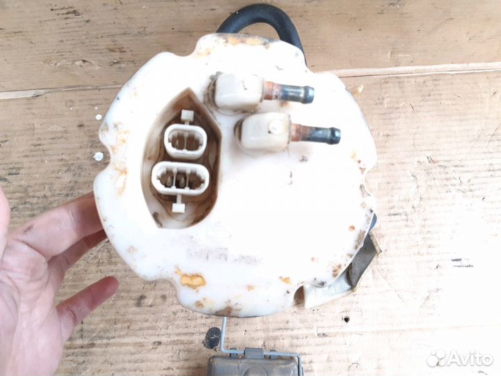 Бензонасос Ниссан Сани Н14 V1.6