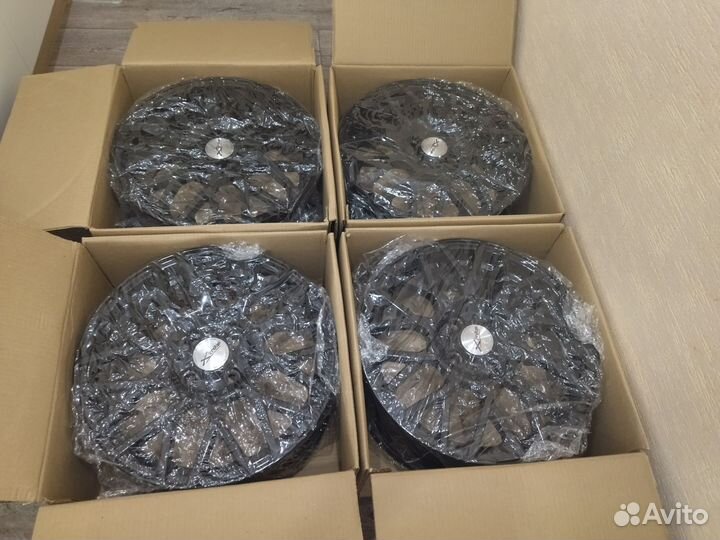 Xtrike Х-125 4*100 6.5XR16 ET48 DIA60.1