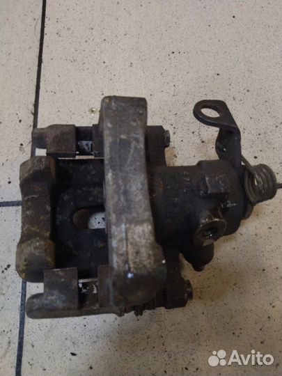 Суппорт задний левый Peugeot 408