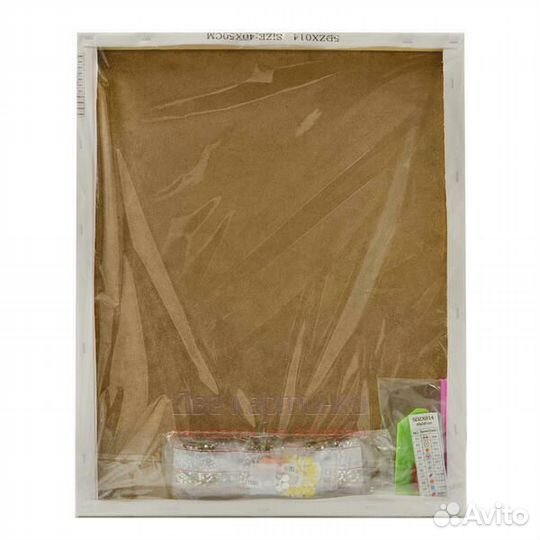 Алмазная мозаика 40x50 Жук под осенними листьями в