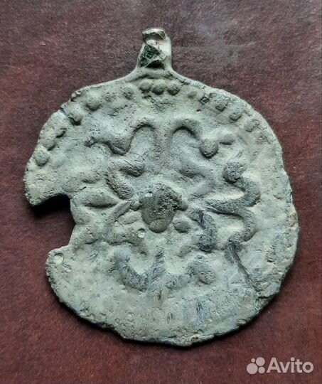 Медальон Змеевик