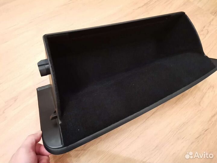 Оклейка бардачка