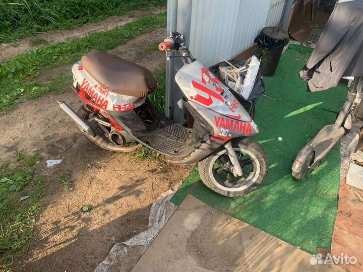 Скутер Yamaha jog