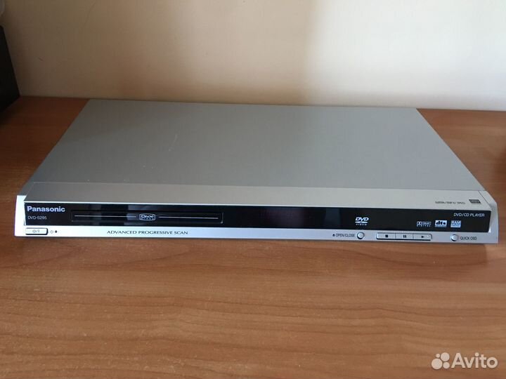 Видео плеер Panasonic DVD S295