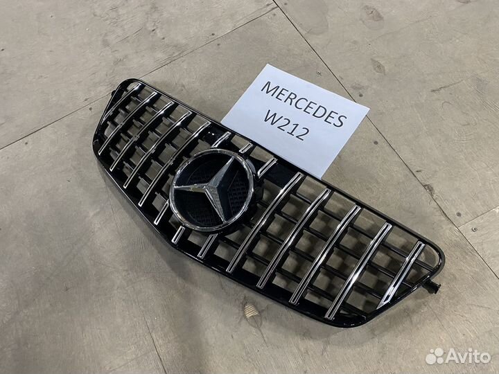 Решетка радиатора Mercedes W212 Дорест 09-13г