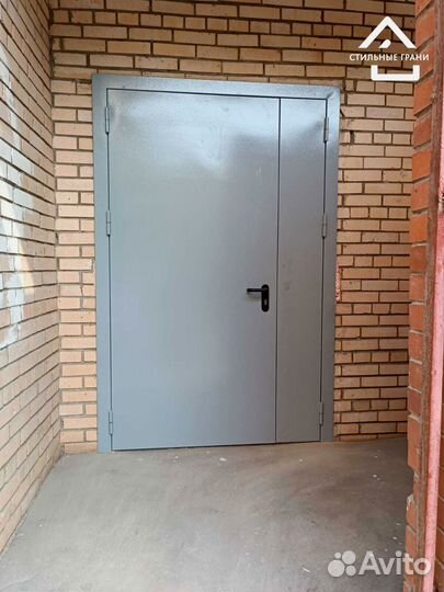 Дверь стальная техническая