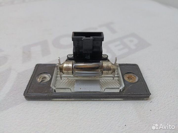 Фонарь подсветки номера задний Volkswagen Tiguan