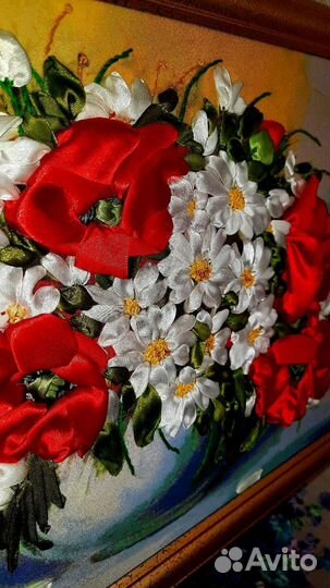 Картина вышитая лентами