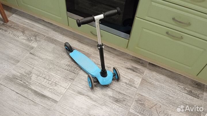 Продам детский самокат