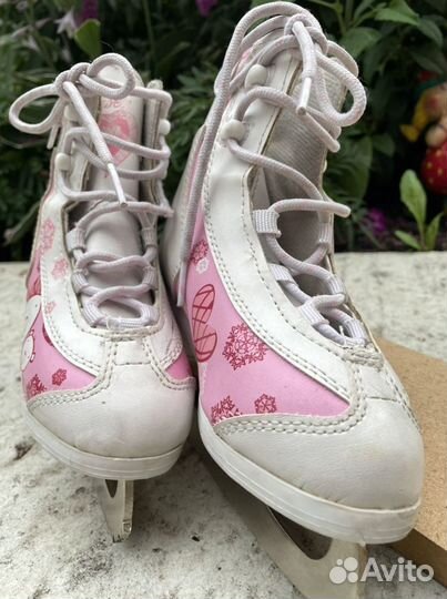 Коньки фигурные 30 размер