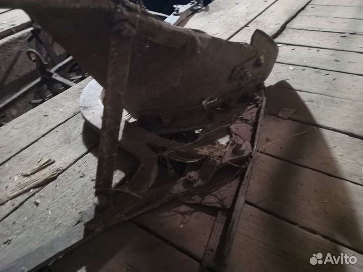 Конный плуг