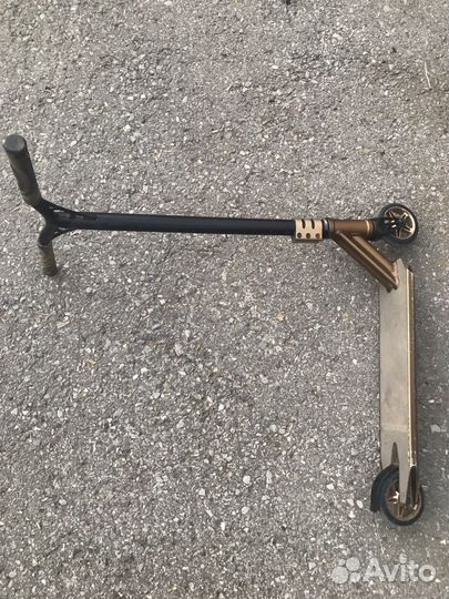 Трюковой самокат tech team