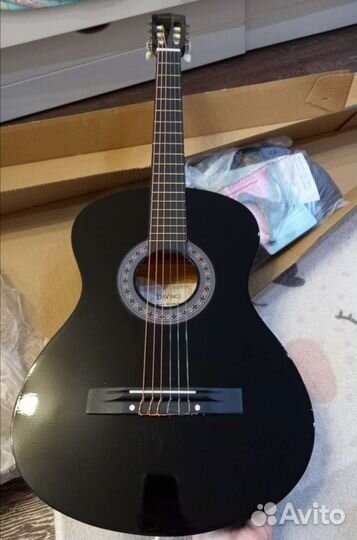 Классическая гитара бу
