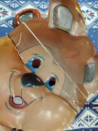 Маска маскарадная