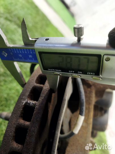 Ступицы передние пара GMC Yukon GMT800