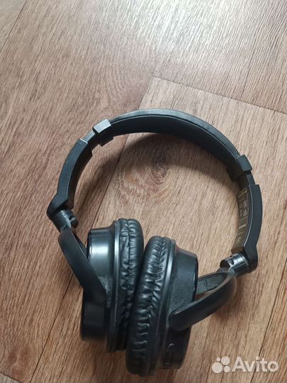 Наушники блютуз