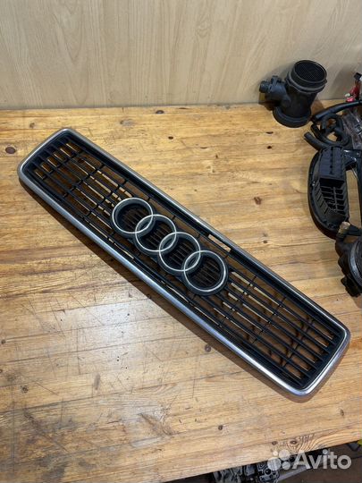 Решётка радиатора Audi 100 C4 p 4A0853651
